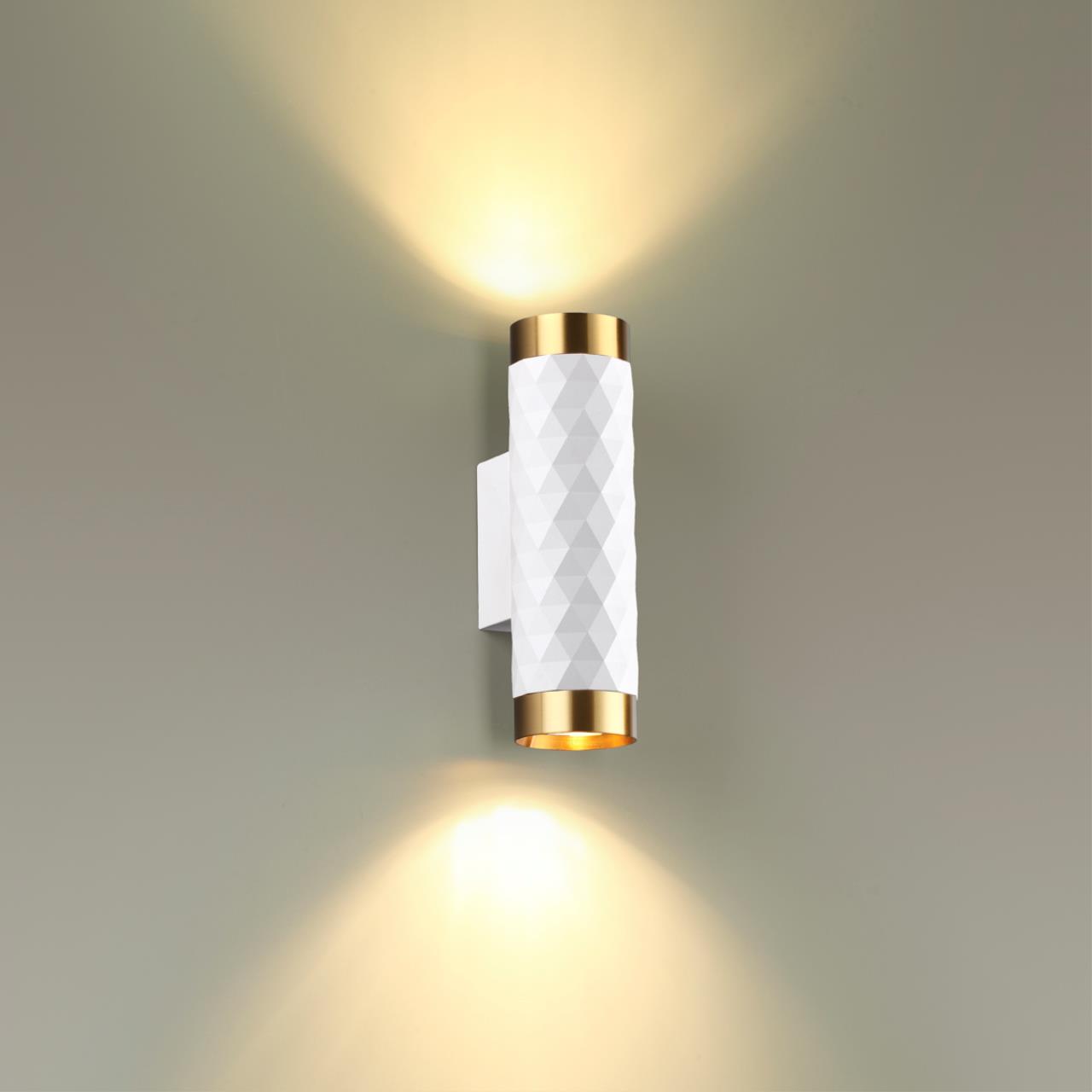 Картинка Настенный светильник Odeon Light Hightech Ad astrum 4286/2W