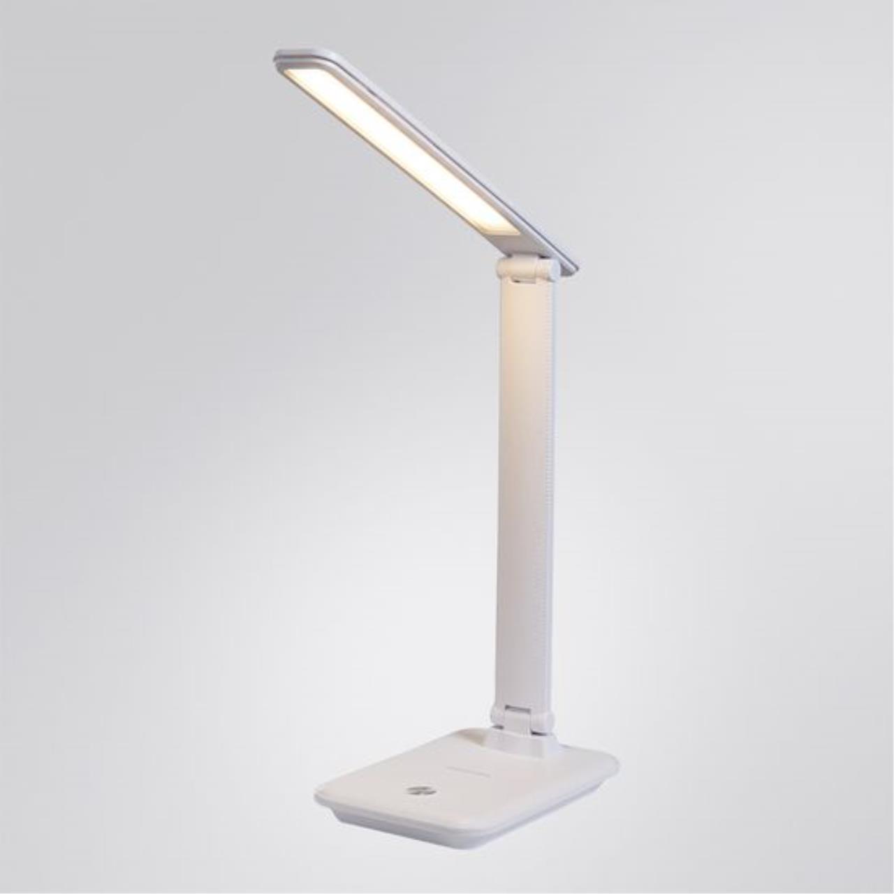 Картинка Настольная лампа Arte Lamp CAMBRIDGE A5123LT-1WH