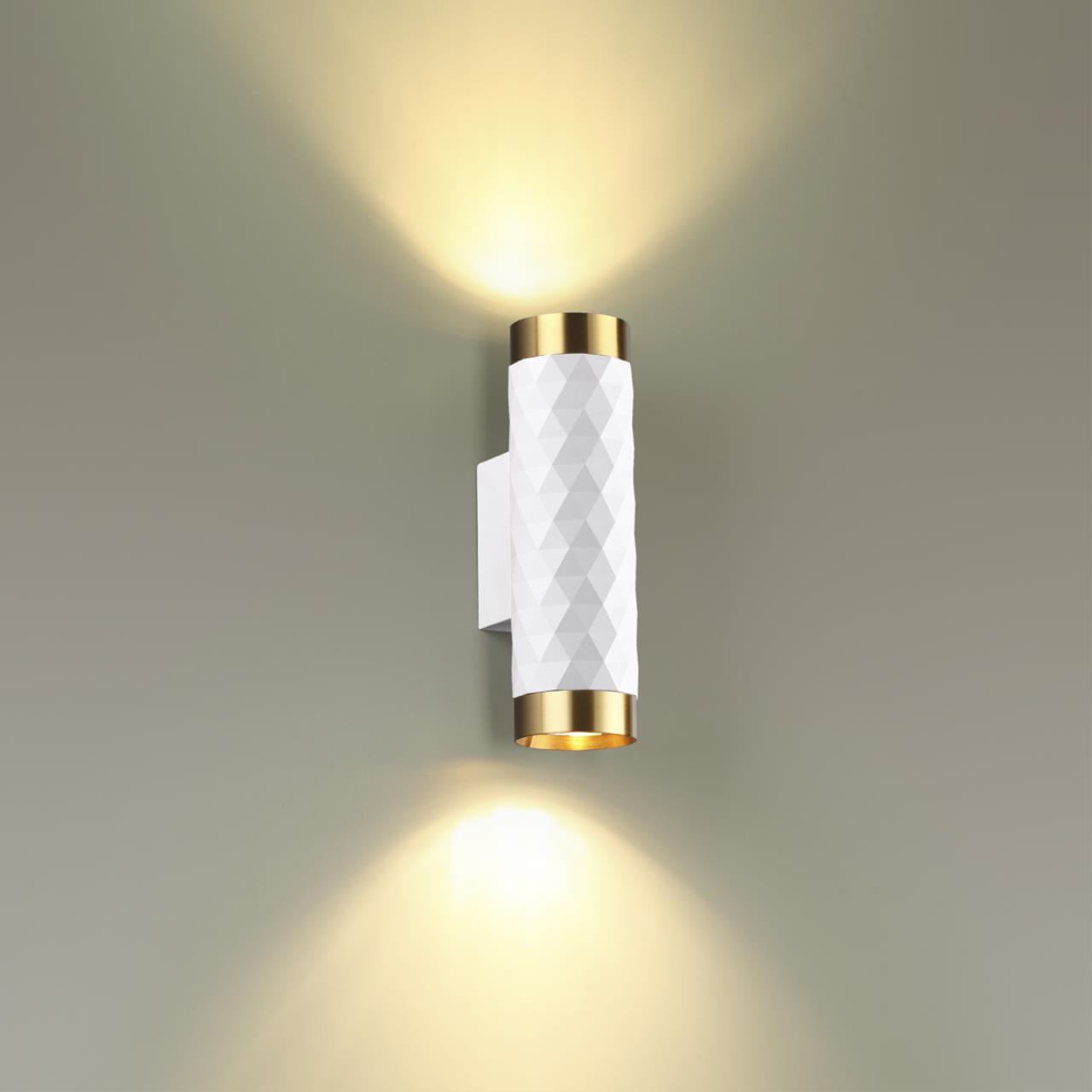 Картинка Настенный светильник Odeon Light Hightech Ad astrum 4286/2W